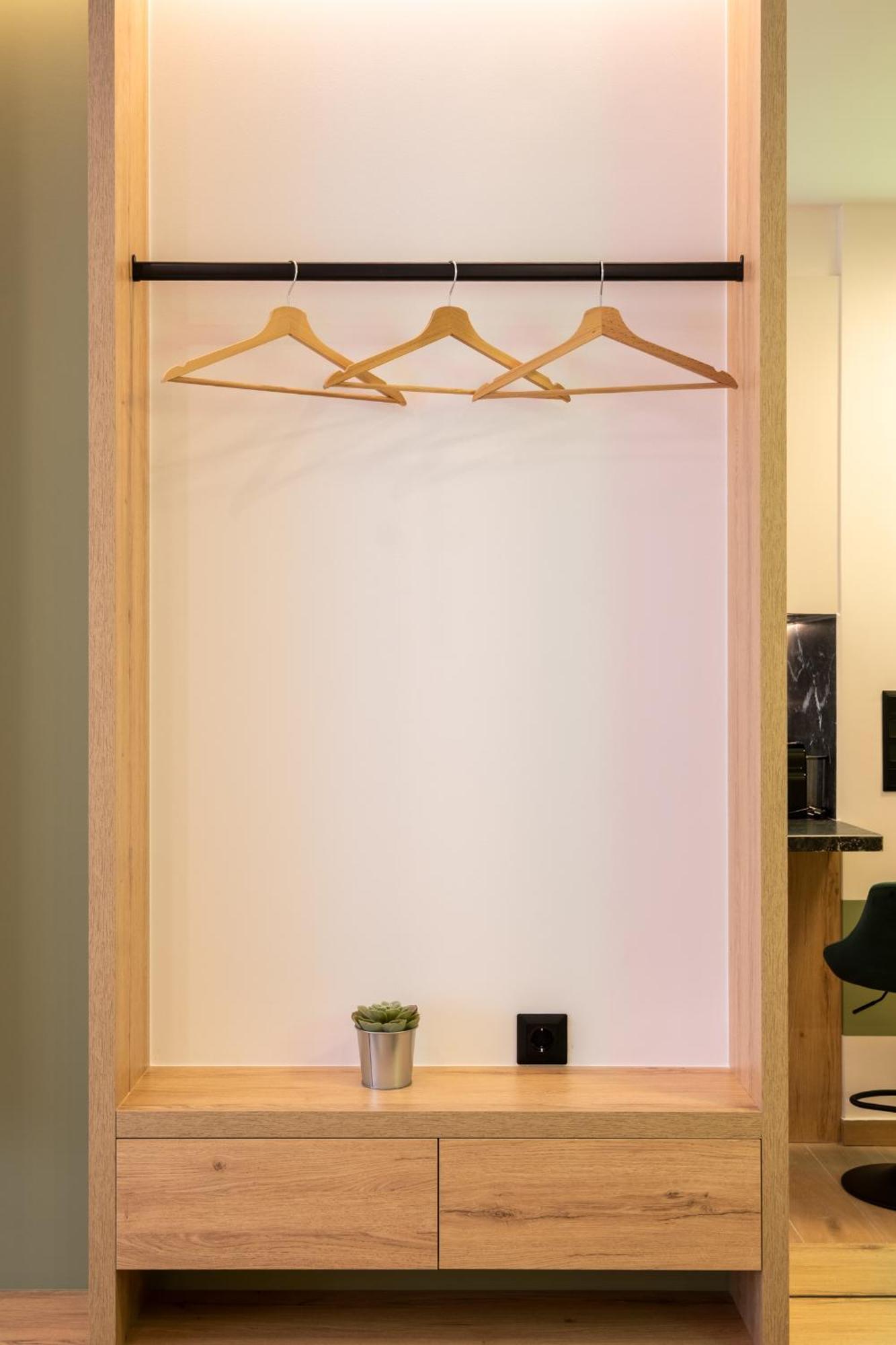 Apartment Athensis In Athens